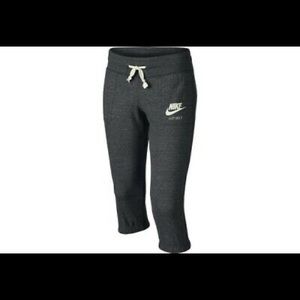Girls Nike Vintage Knit Capri Sweatpants